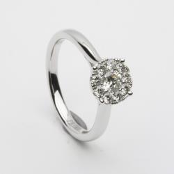 18ct white gold diamond ring