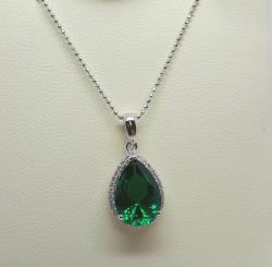Sterling silver teardrop green agate pendant