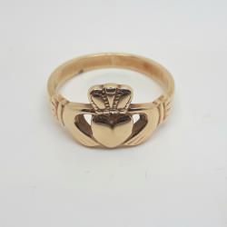9ct gents yellow gold claddagh ring
